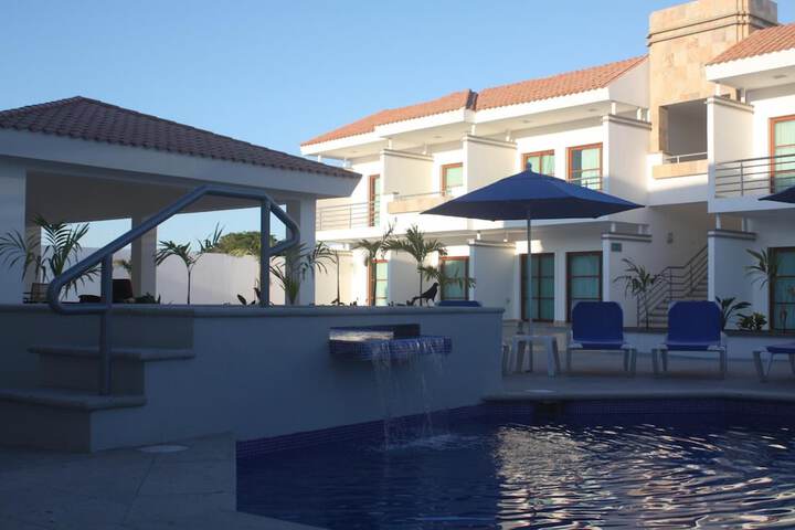 Pool Hotel