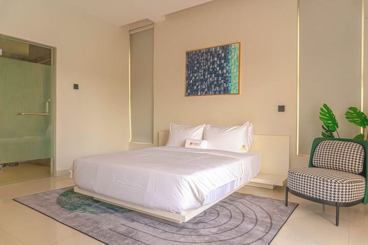 Room 5 of 38