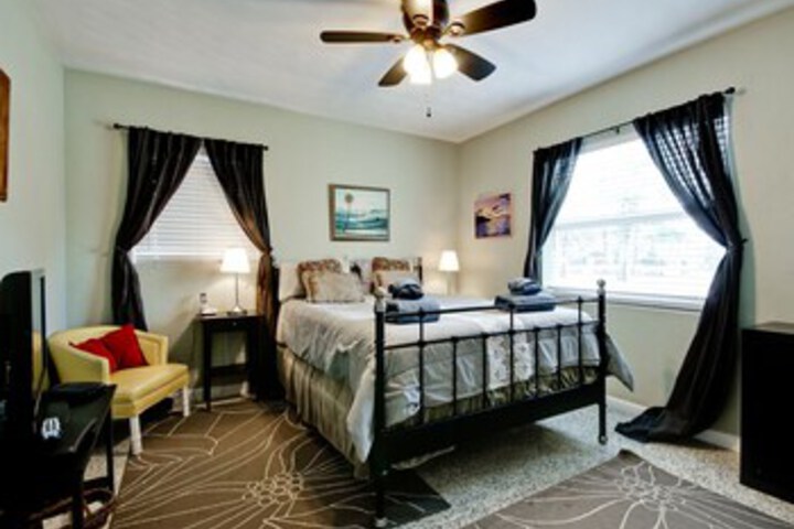 Room 31 of 33