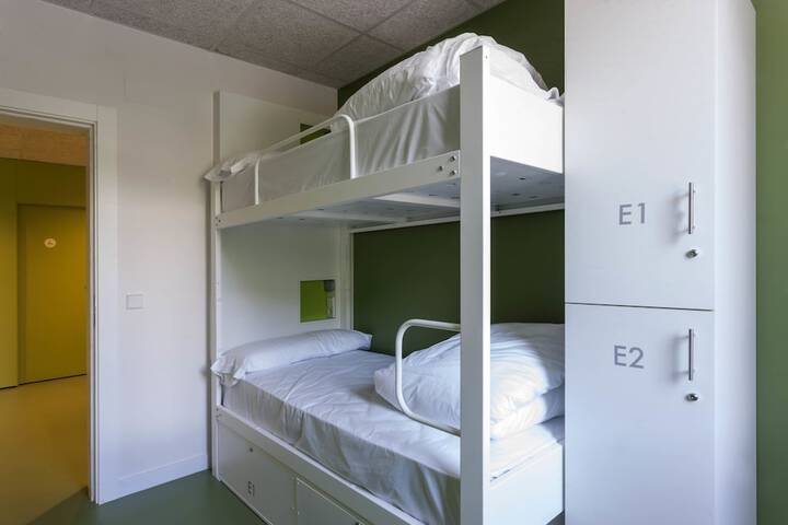 Room 13 of 14