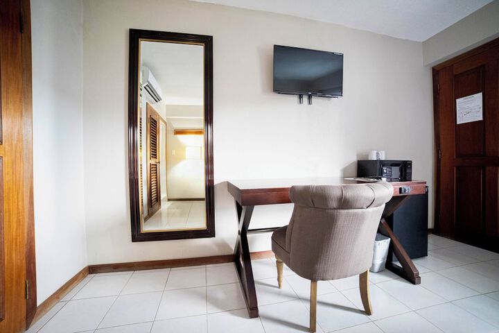 Room 14 of 116
