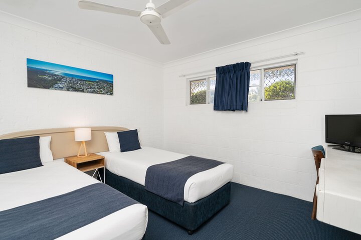 Room 14 of 87