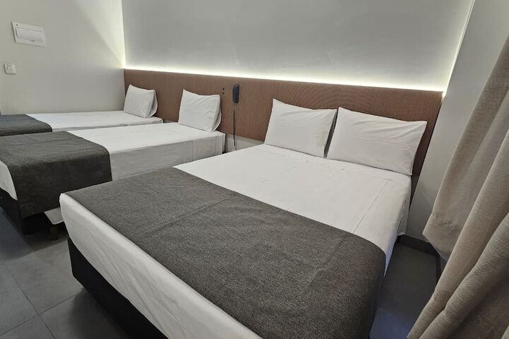Room 11 of 31