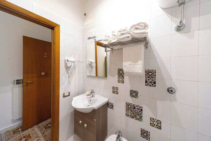 Room 34 of 65