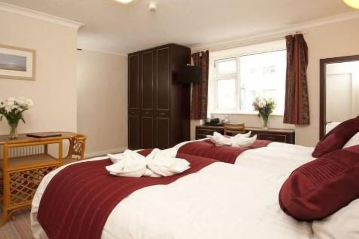 Room 20 of 44