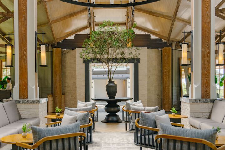 Hotel Lobby