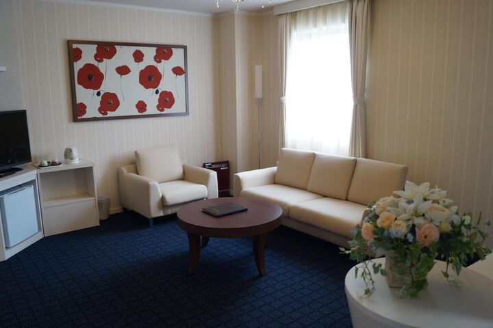 Room 23 of 47