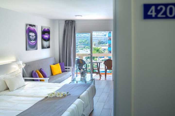 Room 16 of 45