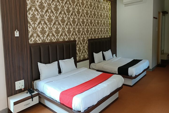Room 8 of 95