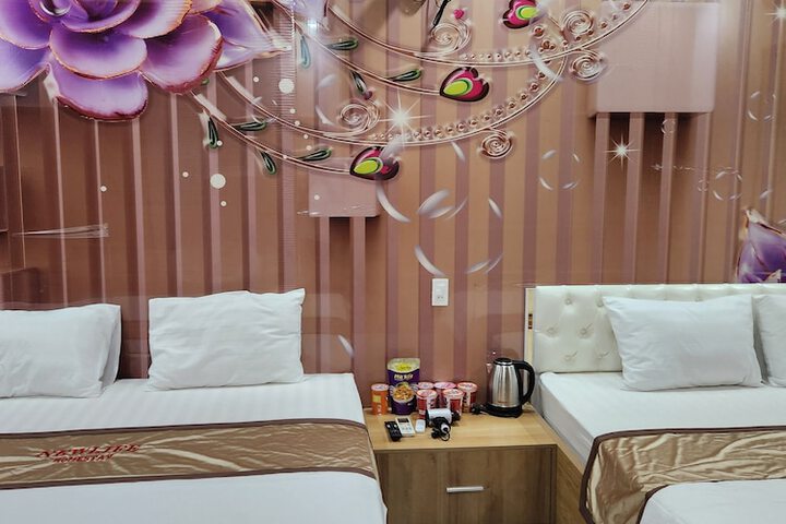 Room 17 of 42