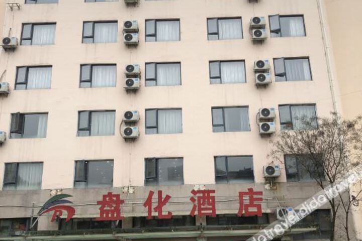 Hotel 5 of 27