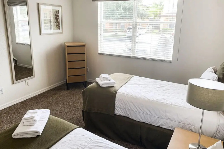 Room 3 of 17