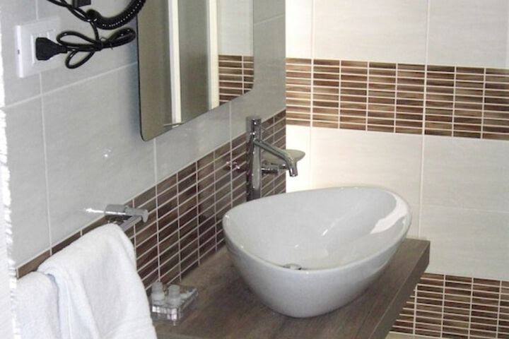Bath Photo