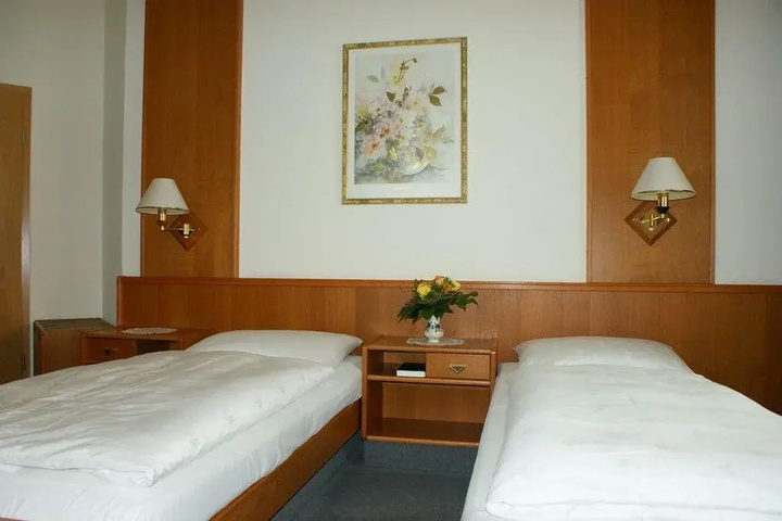 guest_rooms