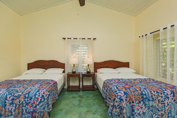 Room 4 of 65