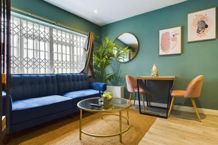St Georges Mews