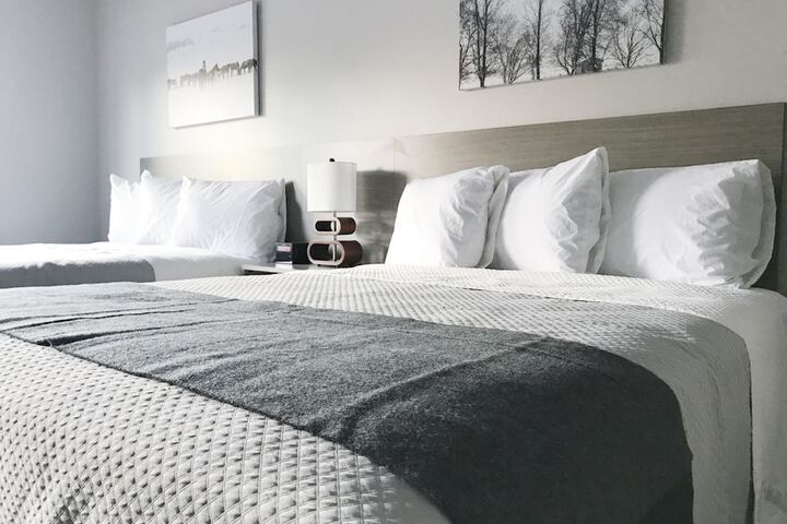Room 12 of 33