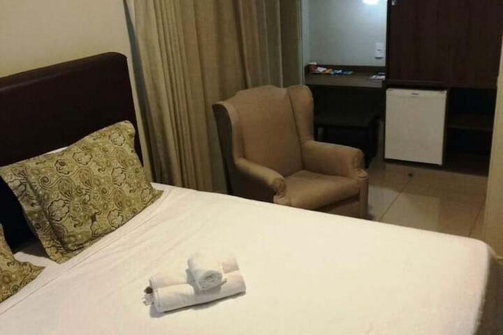 Room 13 of 61