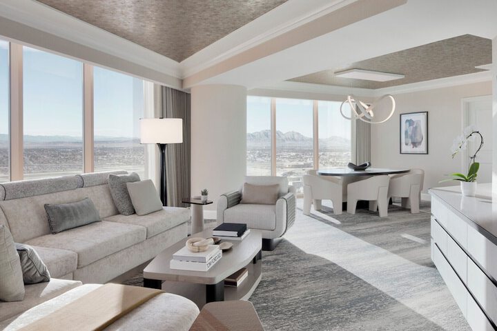 Room 15 of 80