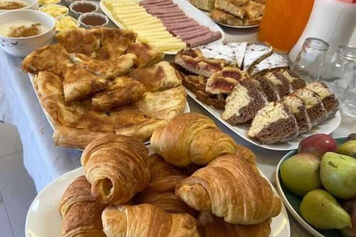 Breakfast/Coffee Service 59 of 65