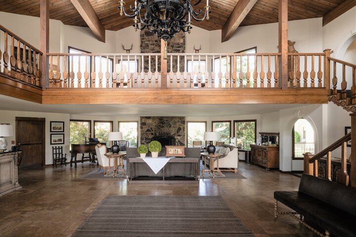 Hotel Interior 5 of 44