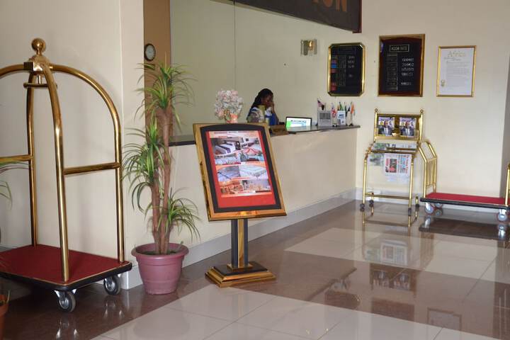 Hotel 2 of 71