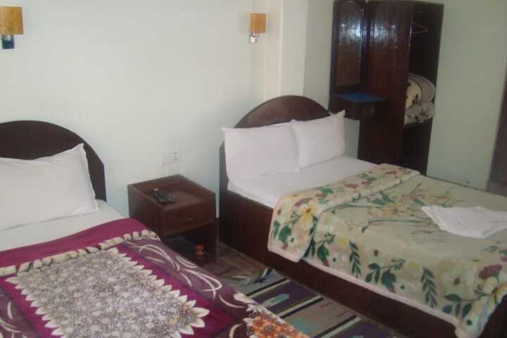 Room 7 of 37