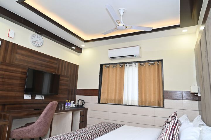 Room 26 of 123