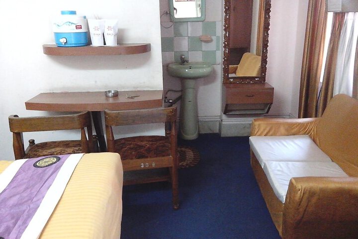 Room 21 of 71