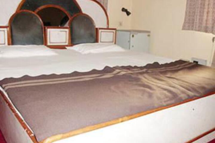Hotel Ashok