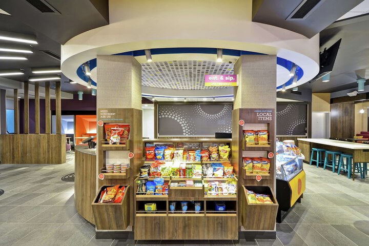 Snack bar