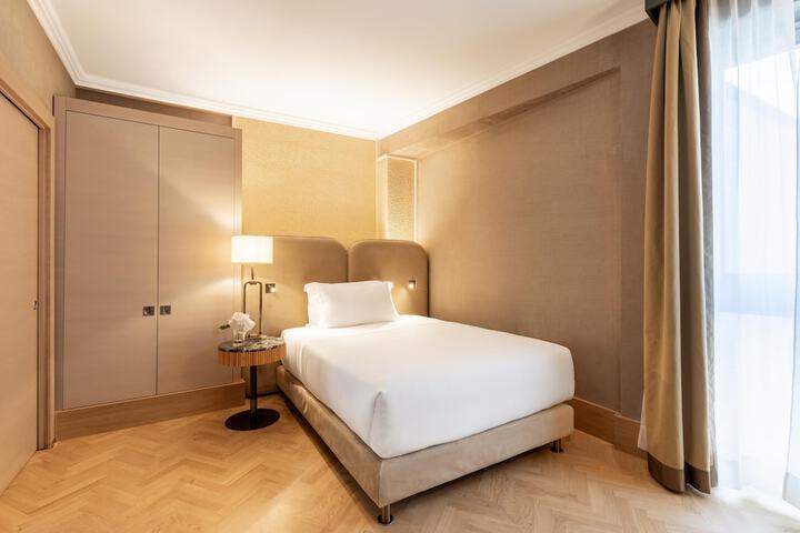 Room 46 of 72