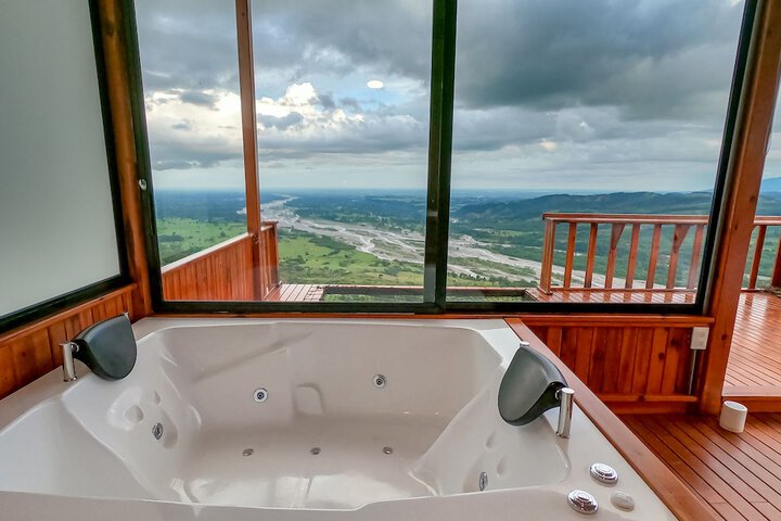 Hot Tub 26 of 41
