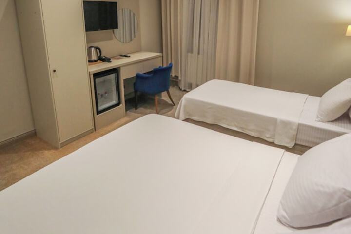 Room 26 of 60