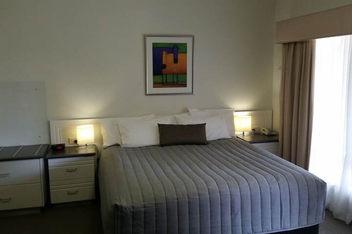 Room 16 of 50