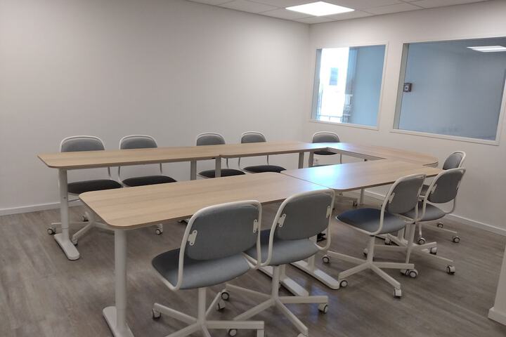 Meeting facility