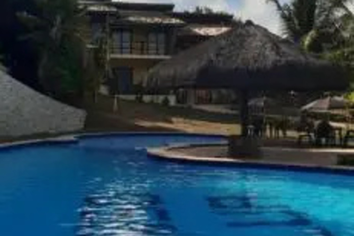 Pool 10 of 13