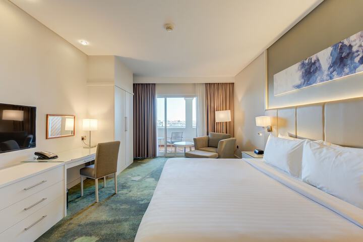 Room 10 of 87