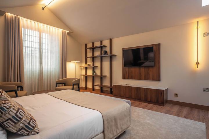 Room 17 of 48
