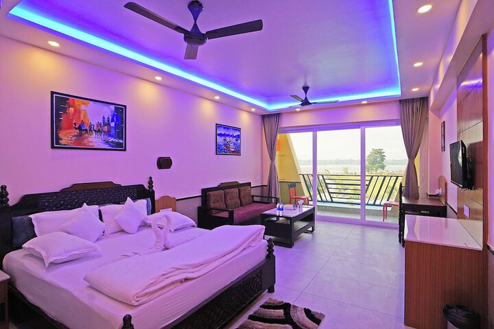 Room 13 of 72