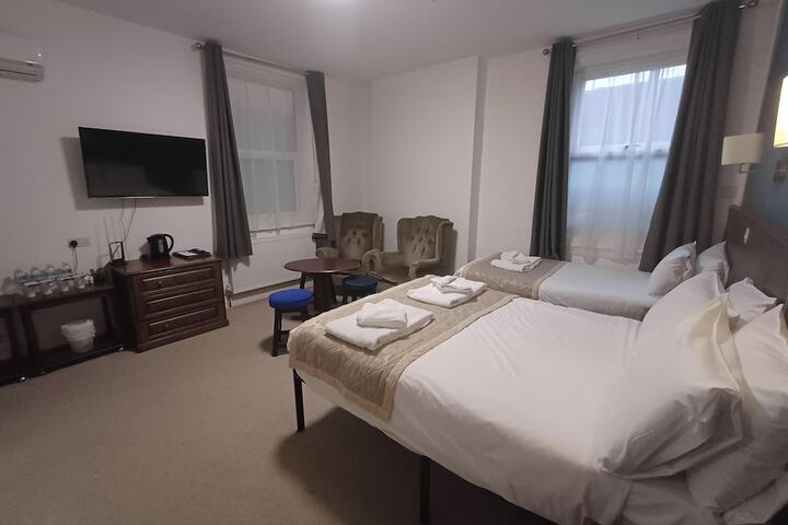 Room 22 of 69
