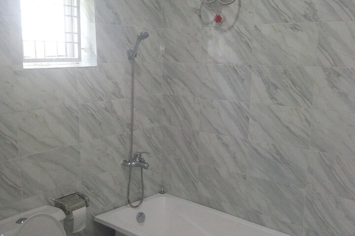 Room 14 of 21