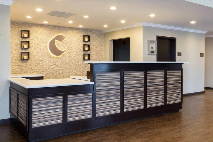 Lobby Photos