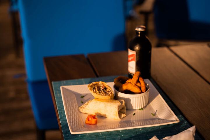 Dining 46 of 70
