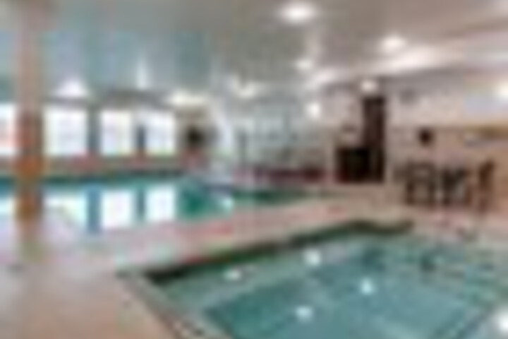 Pool 104 of 168