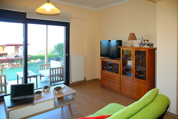 Room 8 of 27