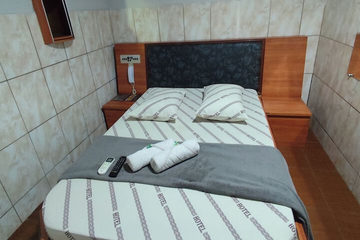 Room 18 of 22