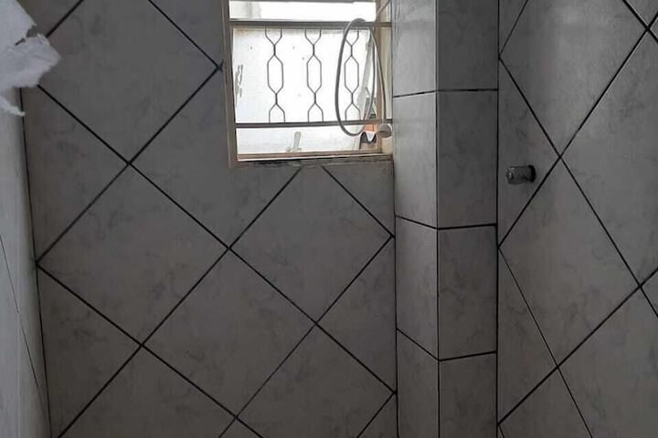 Room 18 of 37
