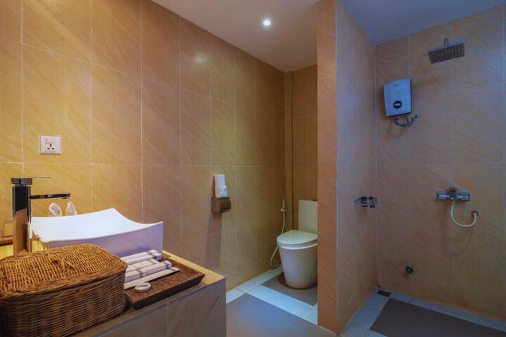 Room 159 of 298
