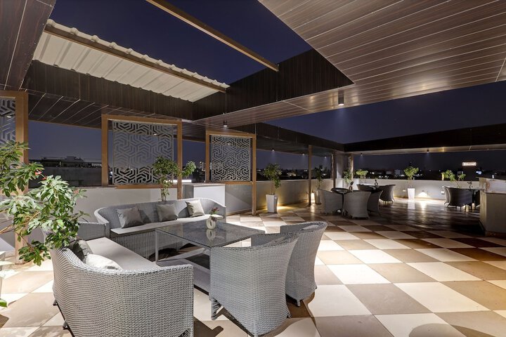 Terrace/Patio 92 of 98